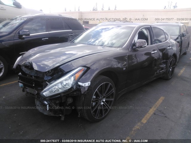 JN1BY1AR6FM560386 - 2015 INFINITI Q70 3.7 BROWN photo 2