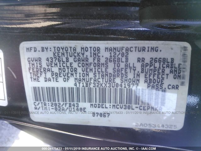 4T1BF32KX3U041977 - 2003 TOYOTA CAMRY LE/XLE/SE BLACK photo 9