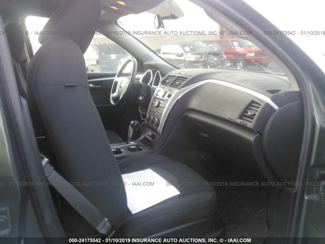 1GNKVGED2BJ265831 - 2011 CHEVROLET TRAVERSE LT GREEN photo 5