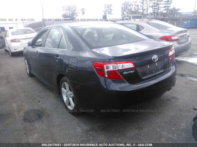 4T1BF1FK3DU652787 - 2013 TOYOTA CAMRY L/SE/LE/XLE Tünd mavi foto 3