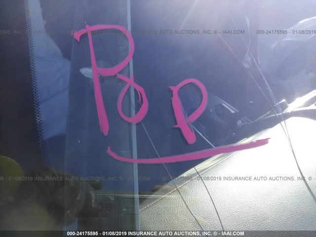 4T1BF1FK9FU048194 - 2015 TOYOTA CAMRY LE/XLE/SE/XSE ვერცხლისფერი ფოტო 10