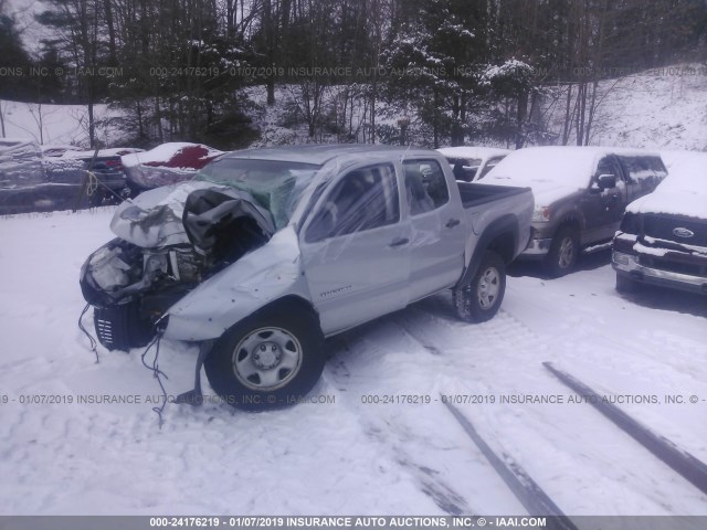 5TELU4EN1AZ717148 - 2010 TOYOTA TACOMA DOUBLE CAB SILVER photo 2