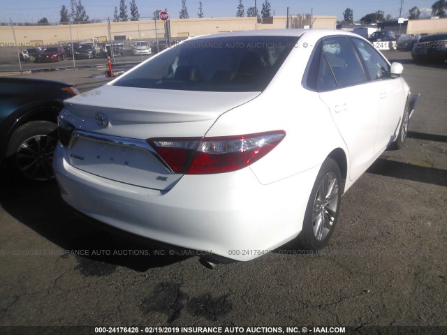 4T1BF1FK7GU169906 - 2016 TOYOTA CAMRY LE/XLE/SE/XSE WHITE photo 4