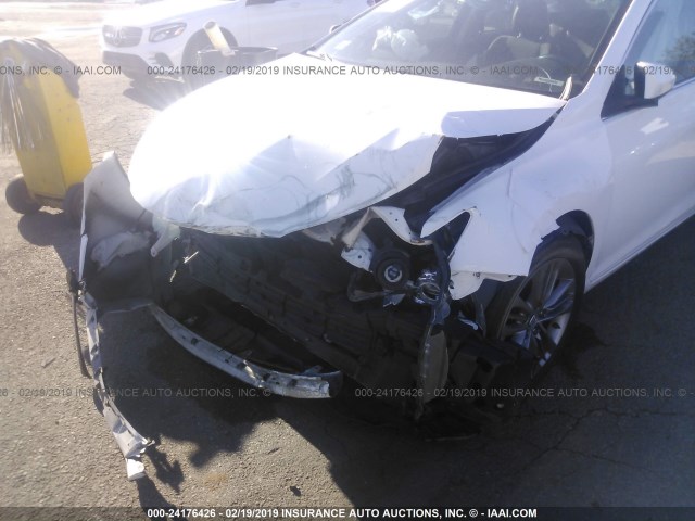 4T1BF1FK7GU169906 - 2016 TOYOTA CAMRY LE/XLE/SE/XSE WHITE photo 6