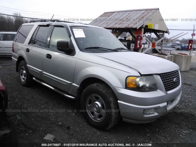 1FMPU16595LA38971 - 2005 FORD EXPEDITION XLT SILVER photo 1