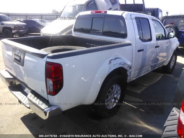 1N6AD0ER5JN765190 - 2018 NISSAN FRONTIER S/SV/SL/PRO-4X WHITE photo 4