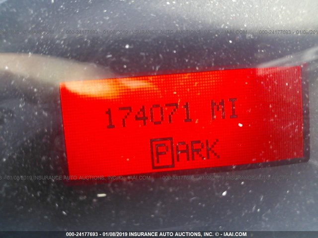 2G2WP552771225340 - 2007 PONTIAC GRAND PRIX ნაცრისფერი ფოტო 7