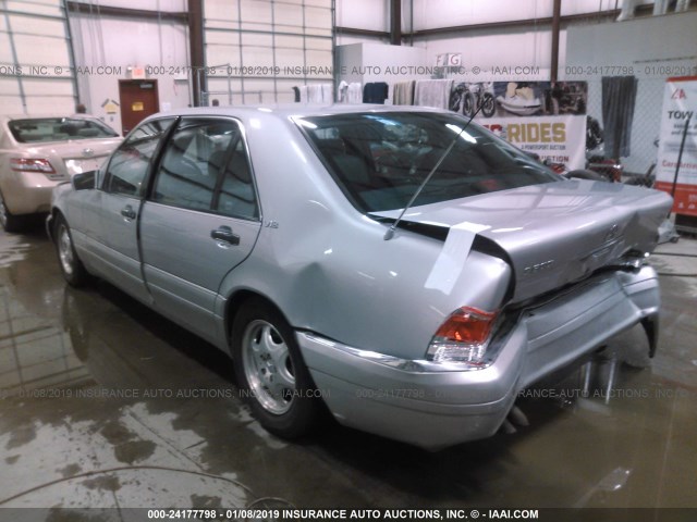 WDBGA57G0WA398596 - 1998 MERCEDES-BENZ S 600 SILVER photo 3