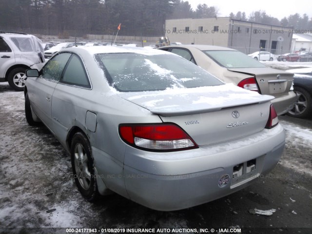 2T1CF22P4YC362321 - 2000 TOYOTA CAMRY SOLARA SE/SLE SILVER photo 3