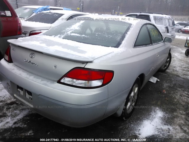 2T1CF22P4YC362321 - 2000 TOYOTA CAMRY SOLARA SE/SLE SILVER photo 4