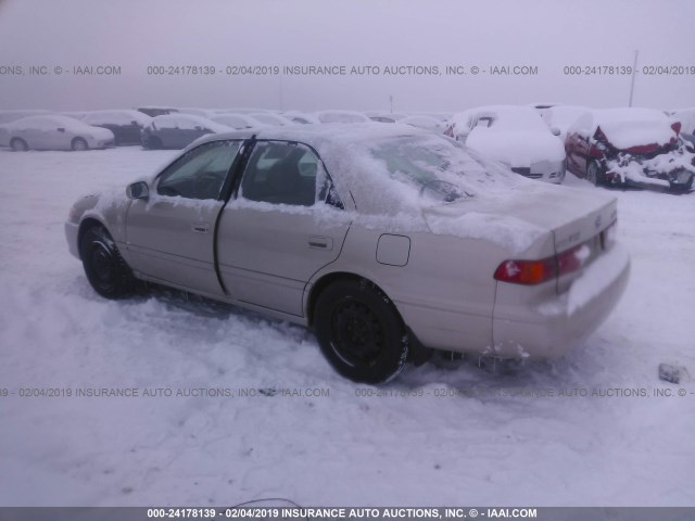 4T1BG22K31U040111 - 2001 TOYOTA CAMRY CE/LE/XLE 金色 照片 3