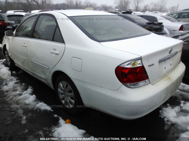 4T1BE32K36U660976 - 2006 TOYOTA CAMRY LE/XLE/SE WHITE photo 3