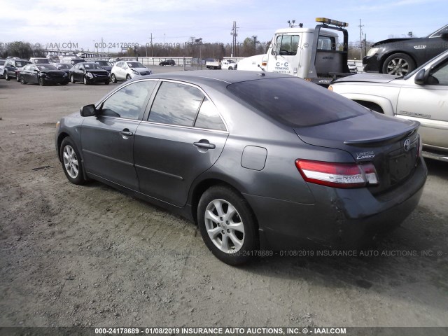 4T4BF3EK0AR082830 - 2010 TOYOTA CAMRY SE/LE/XLE 灰色 照片 3