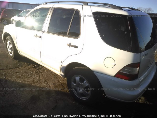 4JGAB54E32A322870 - 2002 MERCEDES-BENZ ML 320 WHITE photo 3