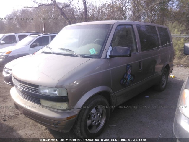 1GNEL19XX3B148109 - 2003 CHEVROLET ASTRO Unknown photo 2