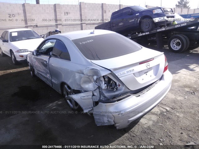 WDBTJ72HX7F210455 - 2007 MERCEDES-BENZ CLK 550 SILVER photo 3