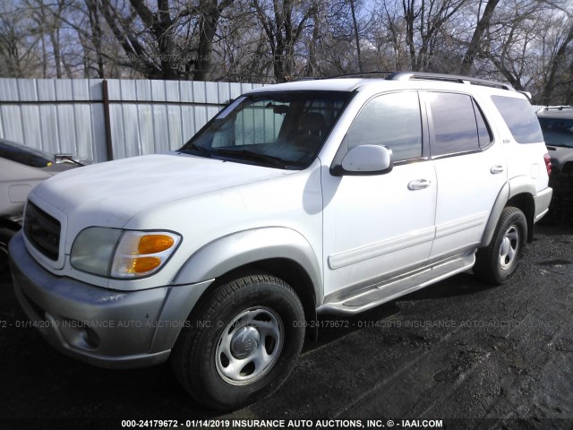 5TDZT34A71S030047 - 2001 TOYOTA SEQUOIA SR5 WHITE photo 2