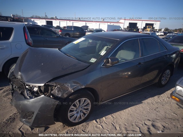 4T1BF1FK8DU664322 - 2013 TOYOTA CAMRY L/SE/LE/XLE 灰色 照片 2