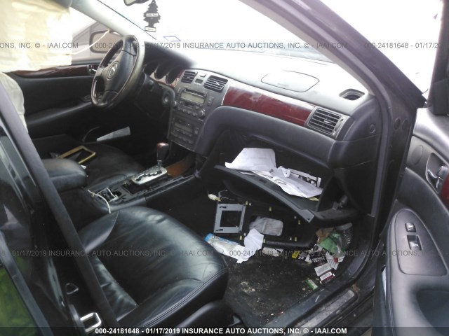 JTHBF30G720052006 - 2002 LEXUS ES 300 BLACK photo 5