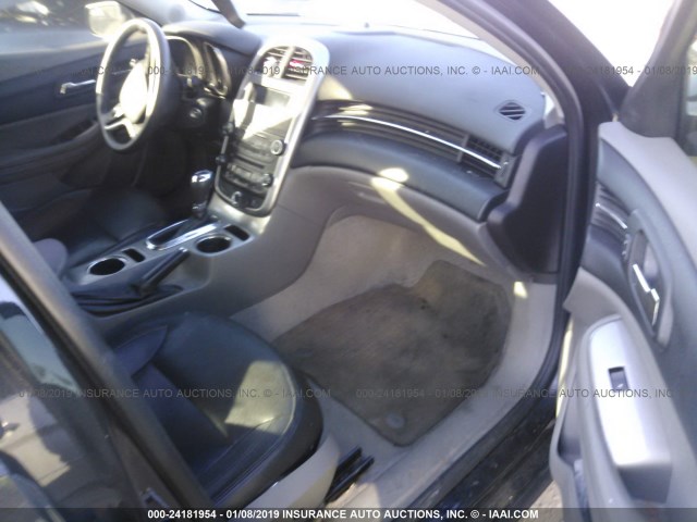 1G11B5SLXEF168826 - 2014 CHEVROLET MALIBU LS შავი ფოტო 5