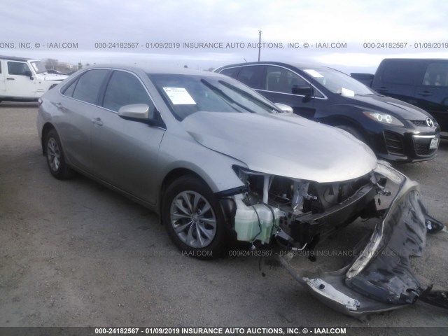 4T4BF1FKXGR520975 - 2016 TOYOTA CAMRY LE/XLE/SE/XSE TAN photo 1