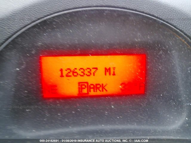 2G2WP552961230389 - 2006 PONTIAC GRAND PRIX ვერცხლისფერი ფოტო 7