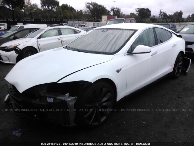 5YJSA1H19EFP52944 - 2014 TESLA MODEL S WHITE photo 2