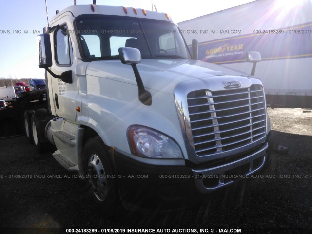 3AKJGEBG1DSFH0659 - 2013 FREIGHTLINER CASCADIA 125  Unknown photo 1