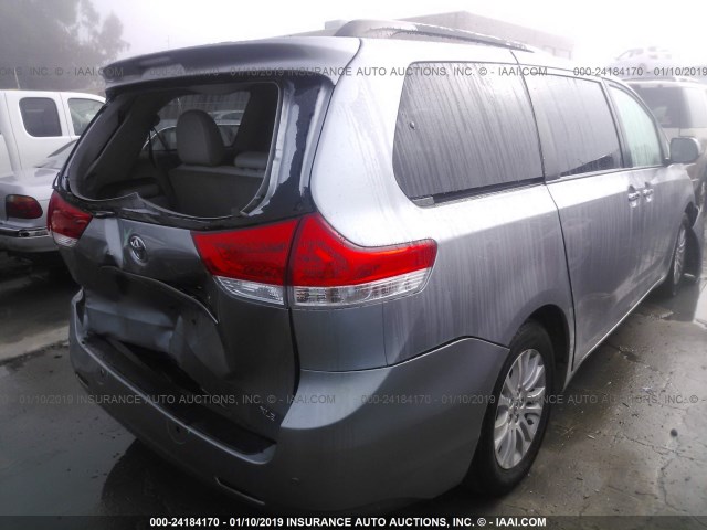 5TDYK3DC6CS246250 - 2012 TOYOTA SIENNA XLE/LIMITED SILVER photo 4