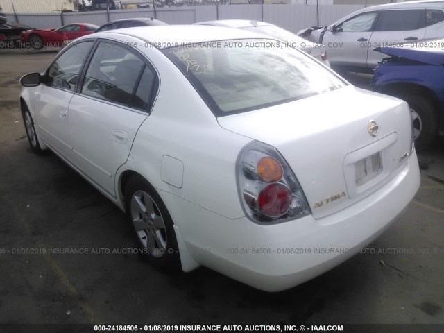 1N4AL11D14C147215 - 2004 NISSAN ALTIMA S/SL WHITE photo 3