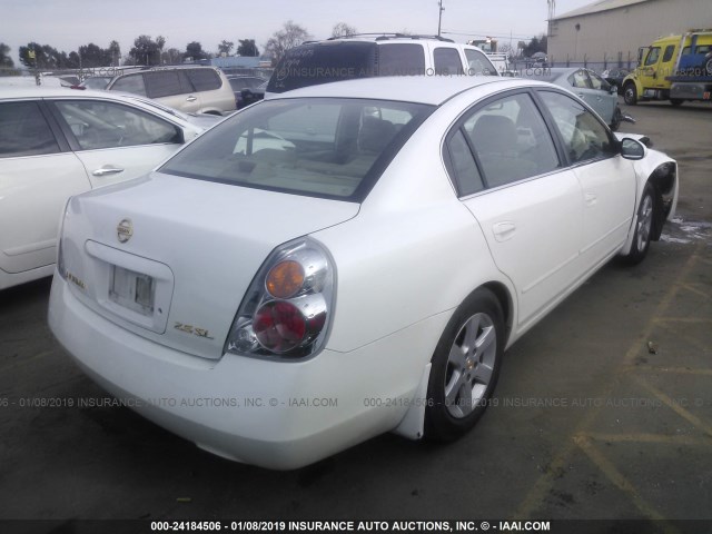 1N4AL11D14C147215 - 2004 NISSAN ALTIMA S/SL WHITE photo 4