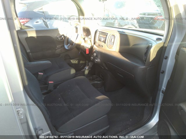 JN8AZ2KR4AT151039 - 2010 NISSAN CUBE S/SL/KROM SILVER photo 5