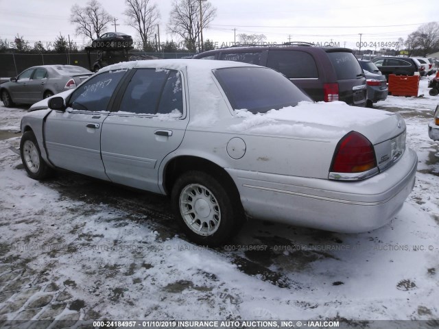 2FAFP74W5XX148272 - 1999 FORD CROWN VICTORIA LX SILVER photo 3