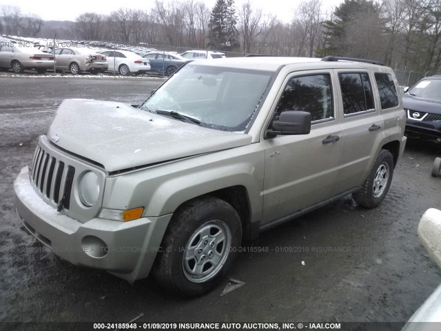 1J4FT28A69D160488 - 2009 JEEP PATRIOT SPORT TAN photo 2