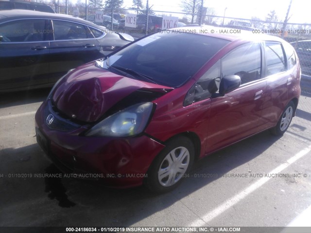 JHMGE8G20AC008569 - 2010 HONDA FIT RED photo 2