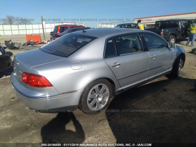 WVWAF63D948009730 - 2004 VOLKSWAGEN PHAETON 4.2 SILVER photo 4