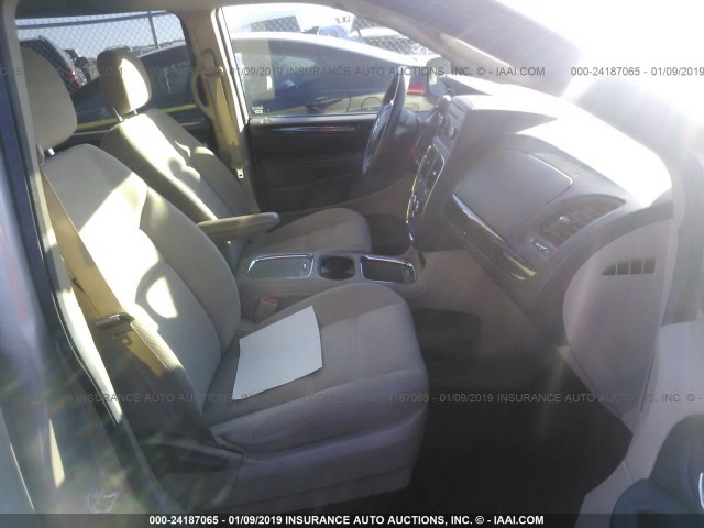 2C4RDGCG8GR168515 - 2016 DODGE GRAND CARAVAN SXT GOLD photo 5