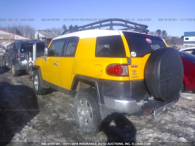 JTEBU11F570064935 - 2007 TOYOTA FJ CRUISER YELLOW photo 3