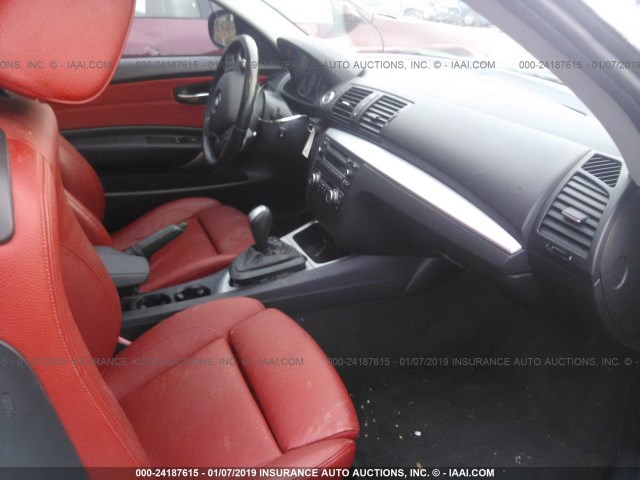 WBAUP9C53AVL89243 - 2010 BMW 128 I RED photo 5