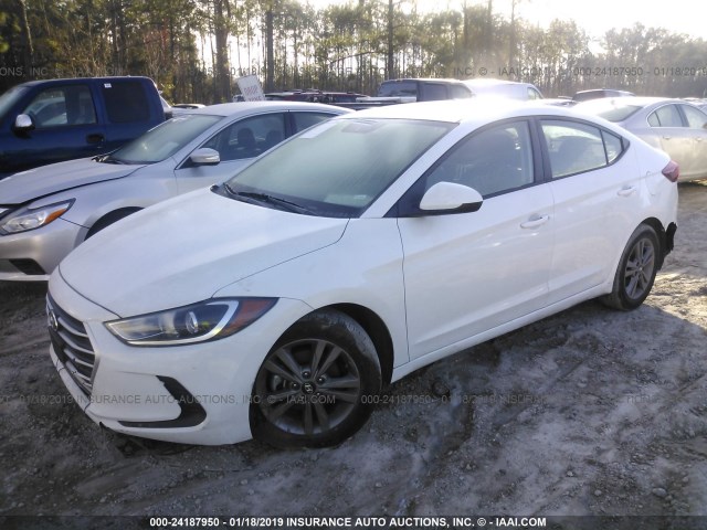 5NPD84LF3JH312500 - 2018 HYUNDAI ELANTRA SEL/VALUE/LIMITED WHITE photo 2