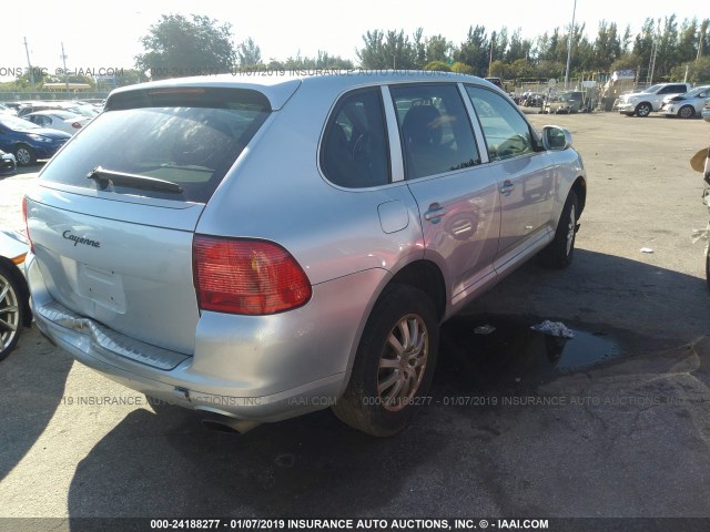 WP1AA29P45LA22388 - 2005 PORSCHE CAYENNE SILVER photo 4