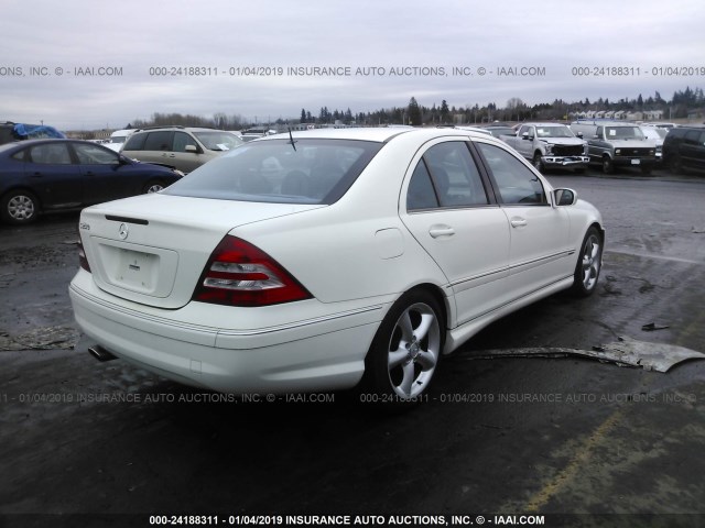 WDBRF52H26F748758 - 2006 MERCEDES-BENZ C GENERATION 2006 230 WHITE photo 4