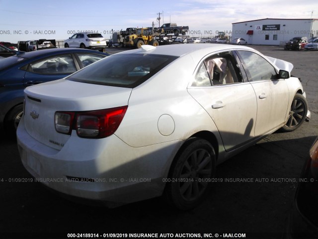 1G11D5SL3FF121276 - 2015 CHEVROLET MALIBU 2LT WHITE photo 4