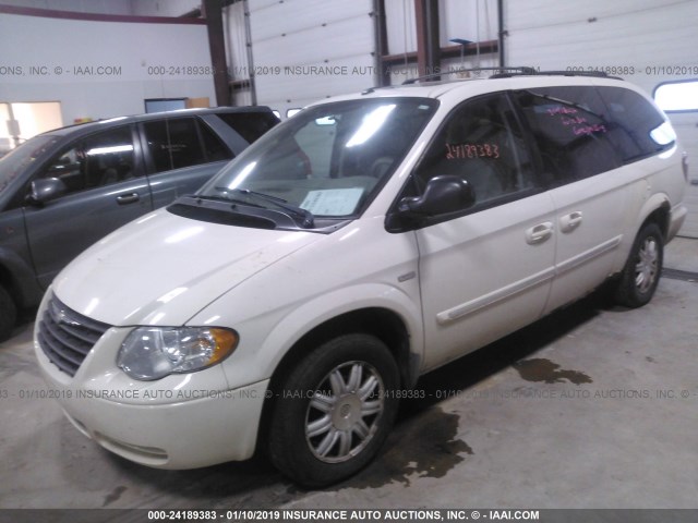 2A4GP54L77R157983 - 2007 CHRYSLER TOWN & COUNTRY TOURING WHITE photo 2