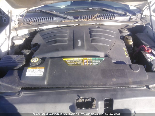 5LMEU68H54ZJ04064 - 2004 LINCOLN AVIATOR 白色 照片 10