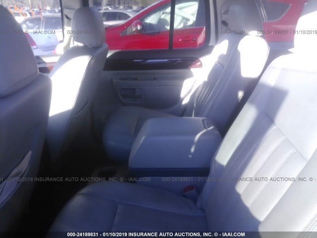 5LMEU68H54ZJ04064 - 2004 LINCOLN AVIATOR 白色 照片 8