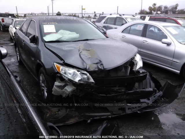 4T4BF1FK1ER381171 - 2014 TOYOTA CAMRY L/SE/LE/XLE 灰色 照片 1