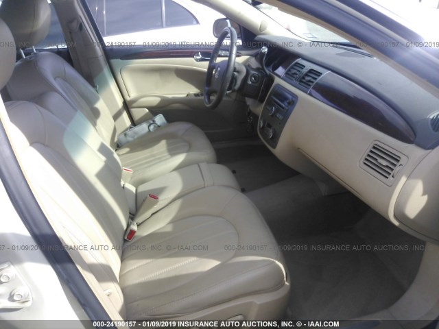 1G4HJ5EM8BU114327 - 2011 BUICK LUCERNE CXL Champagne photo 5