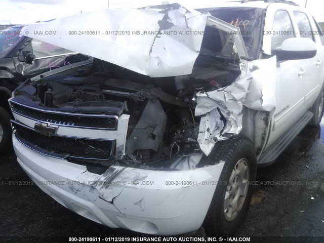 3GNMCEE08BG143945 - 2011 CHEVROLET AVALANCHE LS WHITE photo 6