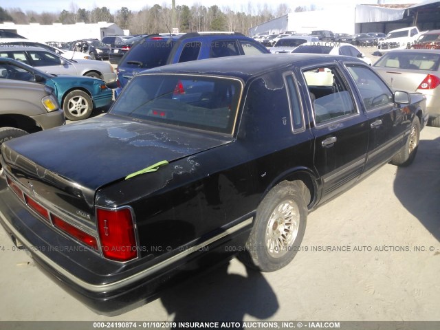 1LNLM81W5VY759363 - 1997 LINCOLN TOWN CAR EXECUTIVE BLACK photo 4